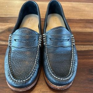 Bass black leather Weejuns penny loafers